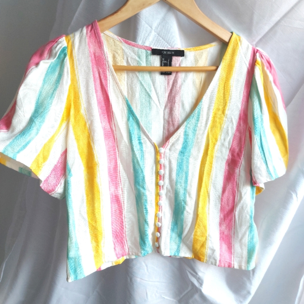 NWOT Forever 21 Button-Up Crop Top - Small